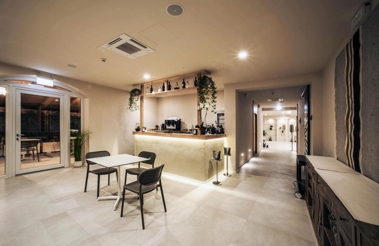 Noha Lifestyle Hotel - Adults Only Pula Eksteriør bilde