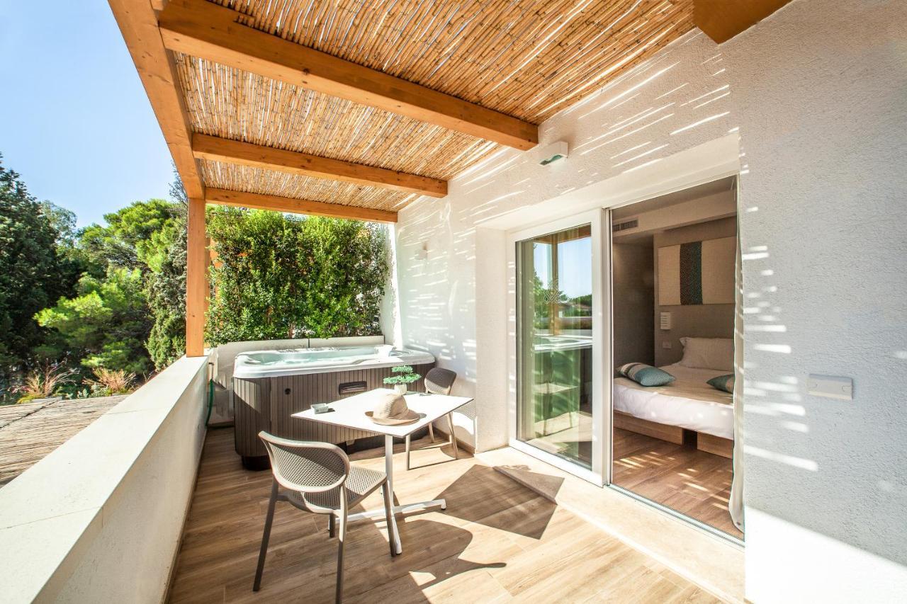 Noha Lifestyle Hotel - Adults Only Pula Eksteriør bilde