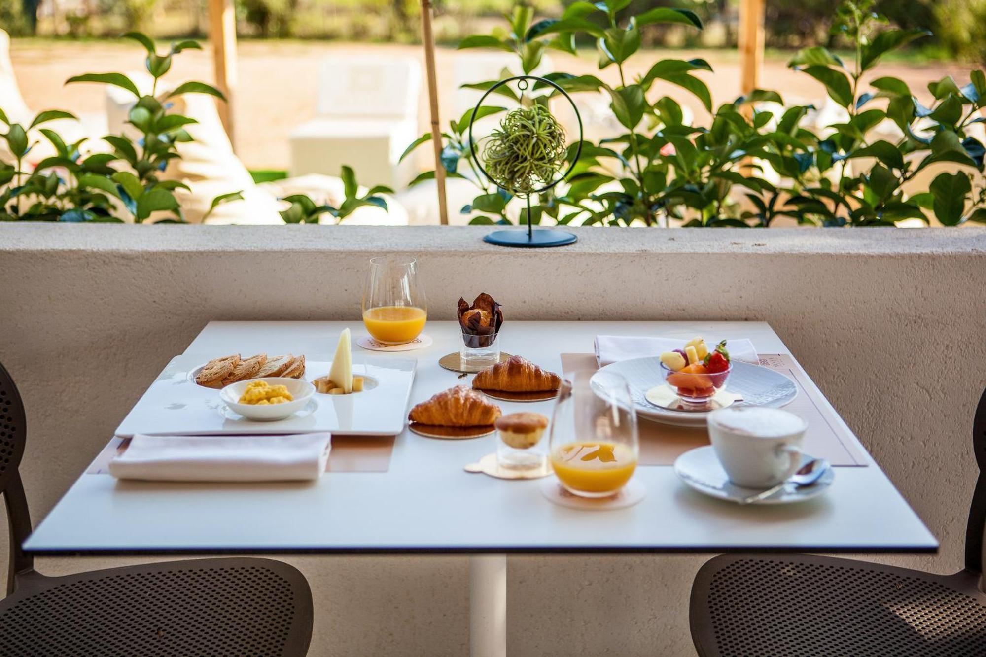 Noha Lifestyle Hotel - Adults Only Pula Eksteriør bilde